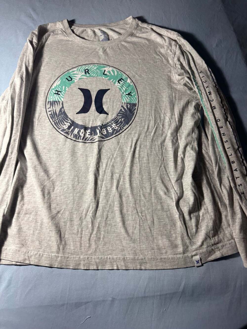 Hurley Long Sleeve Graphic T-Shirt XL Gray